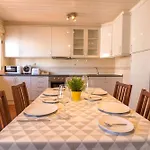 Appartement #008 2Br Tennis Apartment Beautiful View