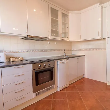 Appartement #008 2Br Tennis Apartment Beautiful View *