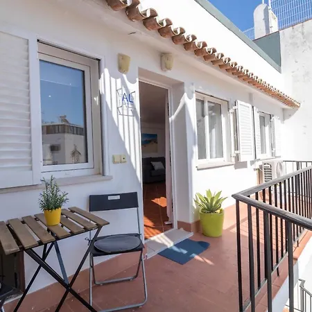 #008 T2 Tenis By Holidays アルブフェイラ